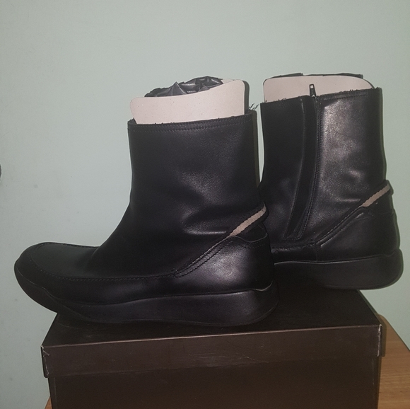 Gucci boots - Picture 10 of 12